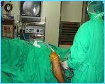  顯微手術相關器具骨科設備